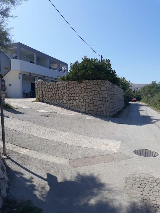 Apartments Boki Pag Town Εξωτερικό φωτογραφία