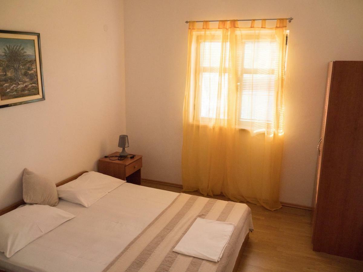 Apartments Boki Pag Town Εξωτερικό φωτογραφία